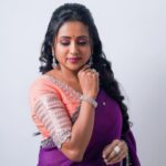 Suma Kanakala Instagram - Don’t wait for the weekend to enjoy life; find joy in every day 💜 Styled by @stylebyannapurna Assisted by @i.deekshasetti Collaboration with Outfit @varahi_artstudio Jewellery @shopriyaaofficial Bangles @aditi_collection Makeup @emraanartistry Hair @thrinath_nambara_ Photography @valmikiramuphotography #sumakanakala #suma #anchorsuma #anchorsumakanakala #sumaadda #saturdayvibes #saturday
