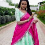 Suma Kanakala Instagram - Don't wait for the weekend to enjoy life, find joy in every day. Styled by @officialanahita Style Team @pranathivarma.k Outfit @pinkpetalsdesignhouse Jewellery @kiara.jewelry Makeup @madhu_derangula Hair @chinnisrinu_stylist Photography @valmikiramuphotography #sumakanakala #suma #anchorsuma #anchorsumakanakala #weekend #friyay #sumaadda