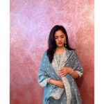Sunaina Instagram - Felt beautiful , felt elegant…. Like a WOW !!! but Might delete it later. HAPPY DIWALI my sweetest people celebrating ✨
