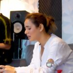 Sunanda Sharma Instagram - Kiniya memories jurh jaandiya ne kayi waar kise safar ch, I had the best time while recording this song..💕 . . #udhdiphiran🕊️ #sunandasharma #bilalsaeed