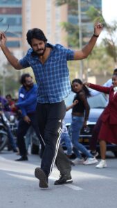 Sundeep Kishan Instagram - #HummaHumma from #OoruPeruBhairavaKona 
Out Tomorrow :)

A @vi_anand Adventure Fantasy 🧚🏽‍♂️
A @shekarchandra.music 🎧
In @miriyala_ram vibe