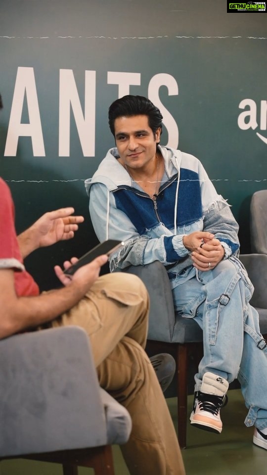 Sunny Hinduja - 27.6K Likes - Some परदे के पीछे moments! 😄
#Aspirants2Promotions
#Aspirants2 dekha ya nahi abhi tak?
Styling: @eshaamiin1, assisted by @iram_halai
HMU: @sahil_anand_arora
📸: @kapilcharaniya
#Aspirants #SandeepBhaiya