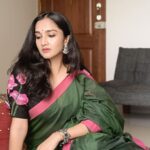 Surabhi Santosh Instagram - To love and be loved honestly, undauntedly, passionately and selflessly is the greatest blessing in life✨ May you seek that. May you find that. May you live that. Photographer- @anandu._ps Saree and Blouse- @labeldesiromance Jewellery - @labeldesiromance Styling- @kavithasantosh29 #Oomph #SexyinSaree #CottonSaree #Greensaree #Sareetrends #sareein2023