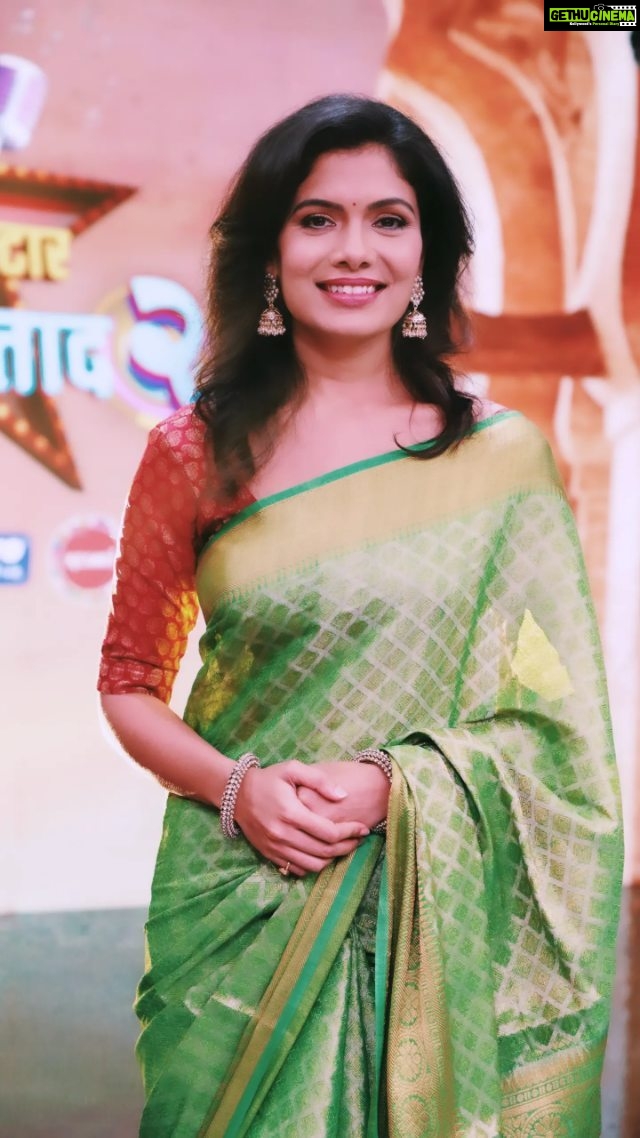 Suruchi Adarkar Instagram - Promotion readyyy✨🫶🏼❣️ मी होणार सुपरस्टार, छोटे उस्ताद २ मध्ये 'बाईपण भारी देवा' च्या कलाकारांची धमाल ! पाहायला विसरू नका आषाढी एकादशी विशेष भाग शनी-रविवारी, रात्रौ ९ वाजता फक्त स्टार प्रवाह वर. 'बाईपण भारी देवा' ३० जूनपासून चित्रपटगृहात ! #बाईपणभारीदेवा #BaipanBhariDeva #BBD30June A film by #KedarShinde #JioStudios presents in association with Emveebee Media