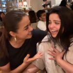 Surveen Chawla Instagram - U beautiful , U elegant , U Wow!! Happiest birthday @vishasuchde 💜 Some people walk straight into your life and bombard it with joy, and continue to pour more in the times to follow. I hope I can bring just a small part of that to yours . Thank you for being my critique when I need it and my rock when diamonds don’t matter. You woman , don’t just “look Wow” , you are “A Wow!”. And I feel so “Ladoo peela colour” vaala blessed . I love you 💜