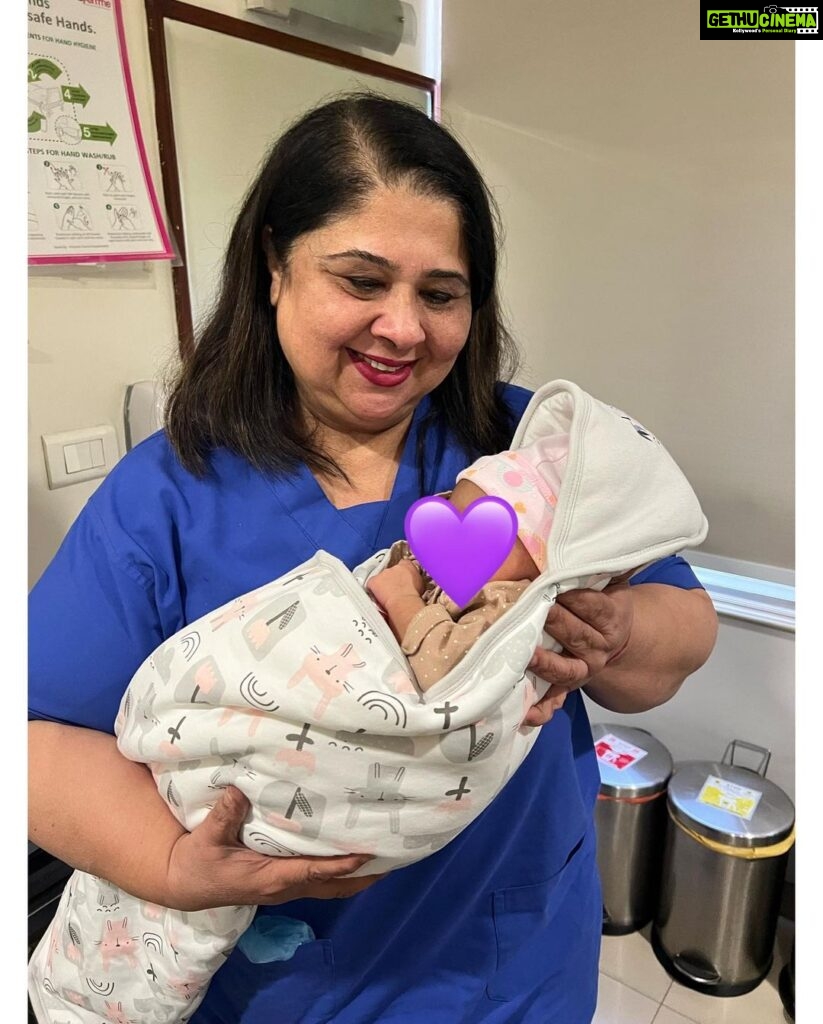 Swara Bhaskar Instagram - Childbirth was the HARDEST thing I’ve ever done.. it was also the most momentous occasion of my life! I’m grateful to have had the expertise of the doctors, teams and medical infrastructure at @fortis_lafemme during my pregnancy and delivery. Thank you Dr. @meeahuja for your understanding, patience & experience and for giving us the confidence even at crucial moments where we didn’t have any in ourselves. Thank you for enabling and guiding me in the throes of chaos and delivering my baby girl! Thank you Dr. Richa, Dr. Suman, Dr. Tripti, Dr. Alka, Dr. Gaurika, ALL the nursing staff, ultrasound staff and teams at #FortisLaFemme for your support and guidance. And shout out to the Canteen staff, Pankaj Bisht, Mr. Guddu for the surprisingly delicious and nutritious food! Thanks Ms. Nikhat for the attention and care! Most importantly thank you for giving us a safe and comfortable space in those first 48 hours to bond with our newborn! Love & gratitude! 🙏🏽🙏🏽💜💜✨✨ #testimonial #notanad #fortislafemme #pregnancy #childbirth #delivery #postpartum #newborn #swarabhaskar #swarabhasker Delhi, India