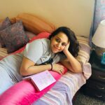 Swara Bhaskar Instagram – A real pregnancy blessing – this pregnancy pillow from @quiltcomfort ! 🤗💜✨ Made all those uncomfortable third trimester nights bearable, also discovered that it’s great comfort for my tired post partum back!!! So still using it :) 
To- be Mommas… this #quiltcomfort #pregnancypillow is a MUST HAVE! Also makes for a great baby shower or pregnancy announcement gift! 💖

#triedandtested #pregnancydiaries #pregnancy #pregnancyhacks #swarabhaskar #swarabhasker