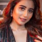 Swastika Dutta Instagram - Want to know how I got my glam festive makeover? TRESemmé Style Squad and Celebrity Hairstylist Rachel White surprised me with a fabulous hair transformation! Find out more about getting the perfect Mermaid Waves with @tresemmeindia #Ad Watch the Full episode on SVF Stories: https://youtu.be/mMj0TKjR-z8?si=JuJIvGwcFkRZr6NP