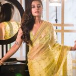 Swastika Dutta Instagram – One of my favourite songs from my recent movie,and this song has got my ❤️….. it does!!! 

Wearing @storeno.6 
Makeup & Hair-do @arijit_kundu_makeup 
Videography @cine_tanmoy 
Edit @sahilrocxtar1 
.
.
.

#loopingonthissong😍 #jiyatuichara❤️🦋 #bibahobibhrat #bengaliactress #bengalimovie #songcheck #instareels #perfectreelmood #reelsindia #vibes #actress #tollywoodactress #swastikadutta #arijitsingh #romanticsong #personalfavouriteone #loveforsarees #feels #sareefeels❤️ #festiveseasononitsway #durgapujovibes #bengaliculture #sareeandpuja