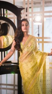 Swastika Dutta Instagram - One of my favourite songs from my recent movie,and this song has got my ❤️….. it does!!! Wearing @storeno.6 Makeup & Hair-do @arijit_kundu_makeup Videography @cine_tanmoy Edit @sahilrocxtar1 . . . #loopingonthissong😍 #jiyatuichara❤️🦋 #bibahobibhrat #bengaliactress #bengalimovie #songcheck #instareels #perfectreelmood #reelsindia #vibes #actress #tollywoodactress #swastikadutta #arijitsingh #romanticsong #personalfavouriteone #loveforsarees #feels #sareefeels❤️ #festiveseasononitsway #durgapujovibes #bengaliculture #sareeandpuja