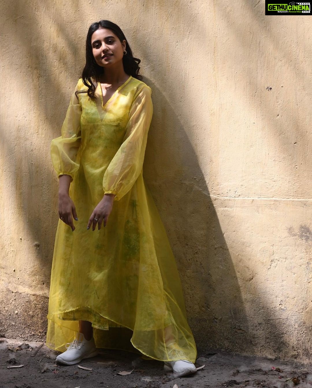 Swastika Dutta Instagram - She is a balance of strength and feminity. She’s a blend of silly and serious. She’s is a dreamer with her feet still on the ground. The kind of person that can find the suns rays in a rainstorm. A once in a lifetime woman,she is. -j.Iron Word