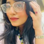 Swastika Dutta Instagram - From different angles! 😎🫶🏻💕 #experimentallook #tomarkholahaowa #zeebangla #characterconcept #tollywood #actress #swastikadutta #formals #disguise