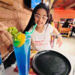 Swastika Dutta Instagram – 🤍
#sunday #scarstoyourbeautiful #food #weekendvibes #teeshirtrhings #unfiltered