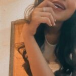 Swastika Dutta Instagram – haaye oye 💋 
 
#thatswhaticallvibeinglyrically 😍 #playlistcheck #oldplaylistlove #instaupload #instareels #instavibes #moodkoibhihoganasuno ❤️ #tollywood #actress #expression #swastikadutta #inbetweenwork #filtercheck #somedaysyouneedfilterstoo 😉