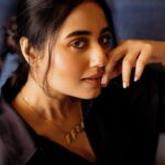 Swastika Dutta Instagram – was it all in my head? 🌿🖤🍁💭

Videography and Edit @tales_by_suvyn 
Styled @neelsaha_styled_by_blue 
Makeup & Hair-do @sonam_makeupartist 
.
.
.
.

#casualshoot #fashionshoot #mood #instagood #instareels #reelsindia #carefree #song #songoftheday #mebeingme #tollywood #actress #swastikadutta