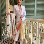 Swastika Dutta Instagram - Handloom day with @calcuttatimes ❤️ Wearing @rabhisek @bohurupi_santiniketan Makeup & Hair-do by @abhijith_chanda & Team.! “They create the national pillars by their hard work and dedication.They weave and this is all because they want to work for their country” Happy Handloom Day everyone! 🌼💖🥰 Thank You @ruman_ganguly Mam🥰🤗