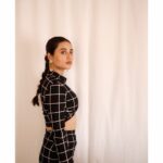 Swastika Dutta Instagram - Tui Hai Kahan? #triedsomethingwiththissong 🧩🖤💭🍁 #reelsi̇nstagram #reelsvideo #lyricsvideo #lyircs #expression #express #lifewiththelyrics #actress