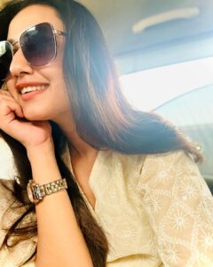 Swastika Dutta Instagram - यूँ ही 🤍

#songoftheday #❤️ #vibes #mood #🤍