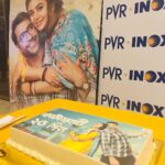 Swastika Dutta Instagram - the two most sweetest co-actors ♥️♥️ @ritabhari_chakraborty @itsmeabirchatterjee 😍🥰🎥🍰👏🏻🎉 #25SuccessfulFatafatiDays #blessedactor #keepthlovecoming💙#windowsproduction #bigscreenreleasefatafati Inox, South City Mall, Kolkata