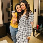 Swastika Dutta Instagram – Indeed a bond forever..
Indeed a Fatafati bond.. 🤩🫶🏻⭐️🧿
I love you more @ritabhari_chakraborty 

Thank you for making it sweeter,🥳🎂