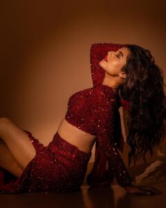 Swastika Dutta Instagram - I’d stop scrolling too 💋
.
.
.
.

Clicked by : @tales_by_suvyn 
Styled by : @kiara_sen111 
Makeup & Hair-do by : @makeupbysumanganguly 

#glamforthegram #roleplay #meagain #instafashion #fashionshoot #expressions #tollywood #actress #swastika #spreadsomeglamour