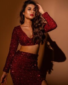 Swastika Dutta Instagram - I’d stop scrolling too 💋 . . . . Clicked by : @tales_by_suvyn Styled by : @kiara_sen111 Makeup & Hair-do by : @makeupbysumanganguly #glamforthegram #roleplay #meagain #instafashion #fashionshoot #expressions #tollywood #actress #swastika #spreadsomeglamour