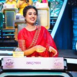 Swastika Dutta Instagram – দাদার সাথে দাদাগিরি 🏏🧐😇🥰💙
আসছি 10th November @zeebanglaofficial Presents #দাদাগিরি-তে !! 

ঠিক রাত ৯.৩০টায় 
Don’t miss the special episode friends ❤️

Wearing @storeno.6 @srotoswinee 
Makeup by @papiyachanda 
.
.
.

#diwalispecial #diwalispecialepisode 
#zeebangla #dadagiriunlimited #souravganguly #celebrityguests #quizzshow #tollywood #actress #swastikadutta 

@souravganguly 🤩🙏
