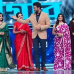 Swastika Dutta Instagram – দাদার সাথে দাদাগিরি 🏏🧐😇🥰💙
আসছি 10th November @zeebanglaofficial Presents #দাদাগিরি-তে !! 

ঠিক রাত ৯.৩০টায় 
Don’t miss the special episode friends ❤️

Wearing @storeno.6 @srotoswinee 
Makeup by @papiyachanda 
.
.
.

#diwalispecial #diwalispecialepisode 
#zeebangla #dadagiriunlimited #souravganguly #celebrityguests #quizzshow #tollywood #actress #swastikadutta 

@souravganguly 🤩🙏