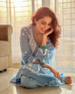Swati Kapoor Instagram - 🩵 

Wearing @zubeida_diaries 💕 

Styled by @seam_stress_by_rajludhwani 💕
