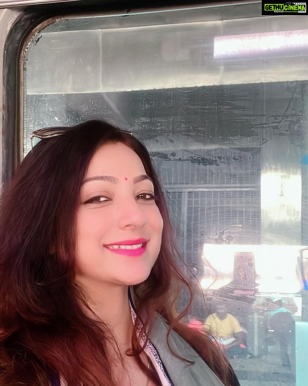 Sweety Chhabra Instagram - Hello dosto Kaise hai aap Sab Train ka safar Bahut saalo baad kiya. #trainphotography #travel #enjoyment #punjab