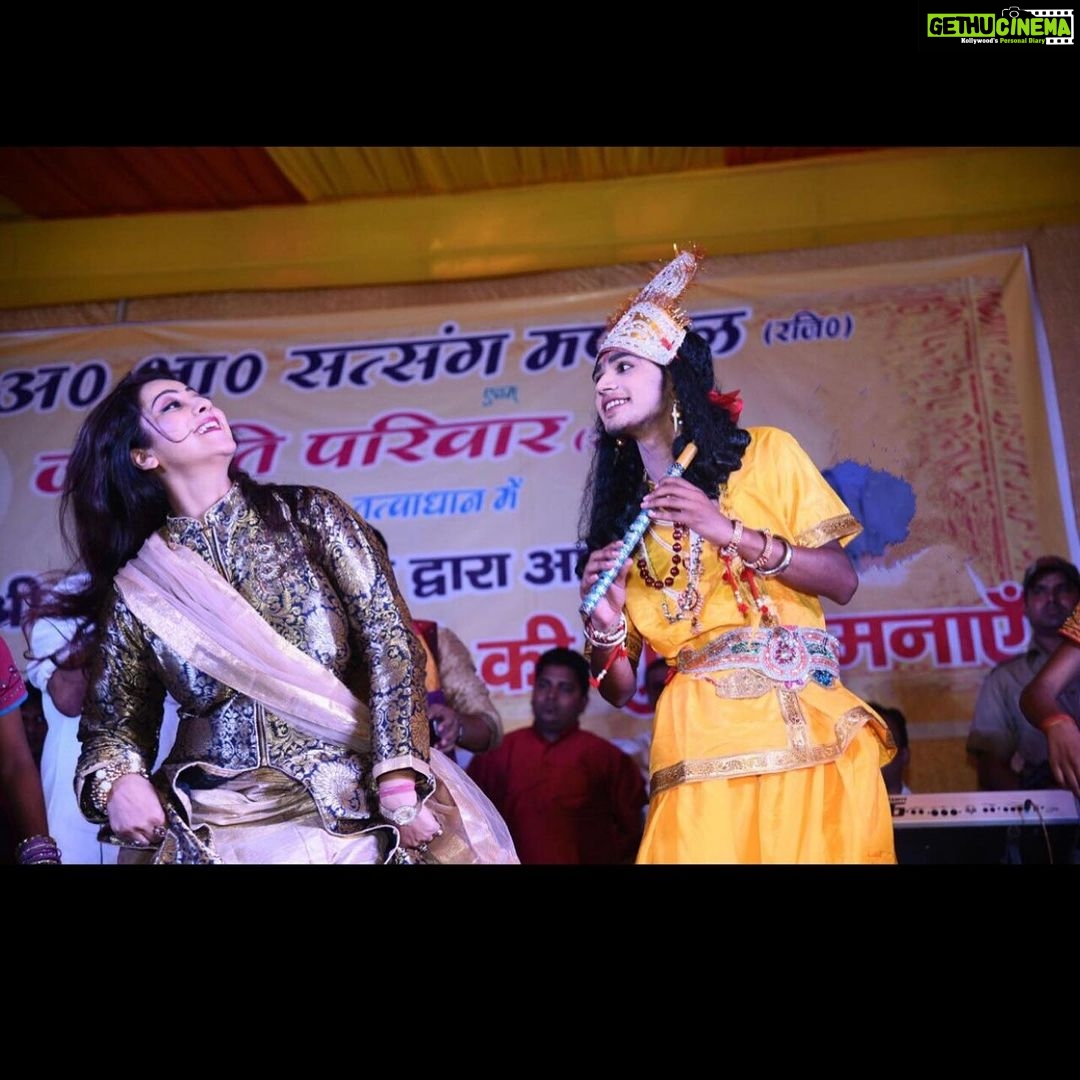 Sweety Chhabra Instagram - RADHE RADHE ❤️ 🙏Jai Shree Krishna 🙏
