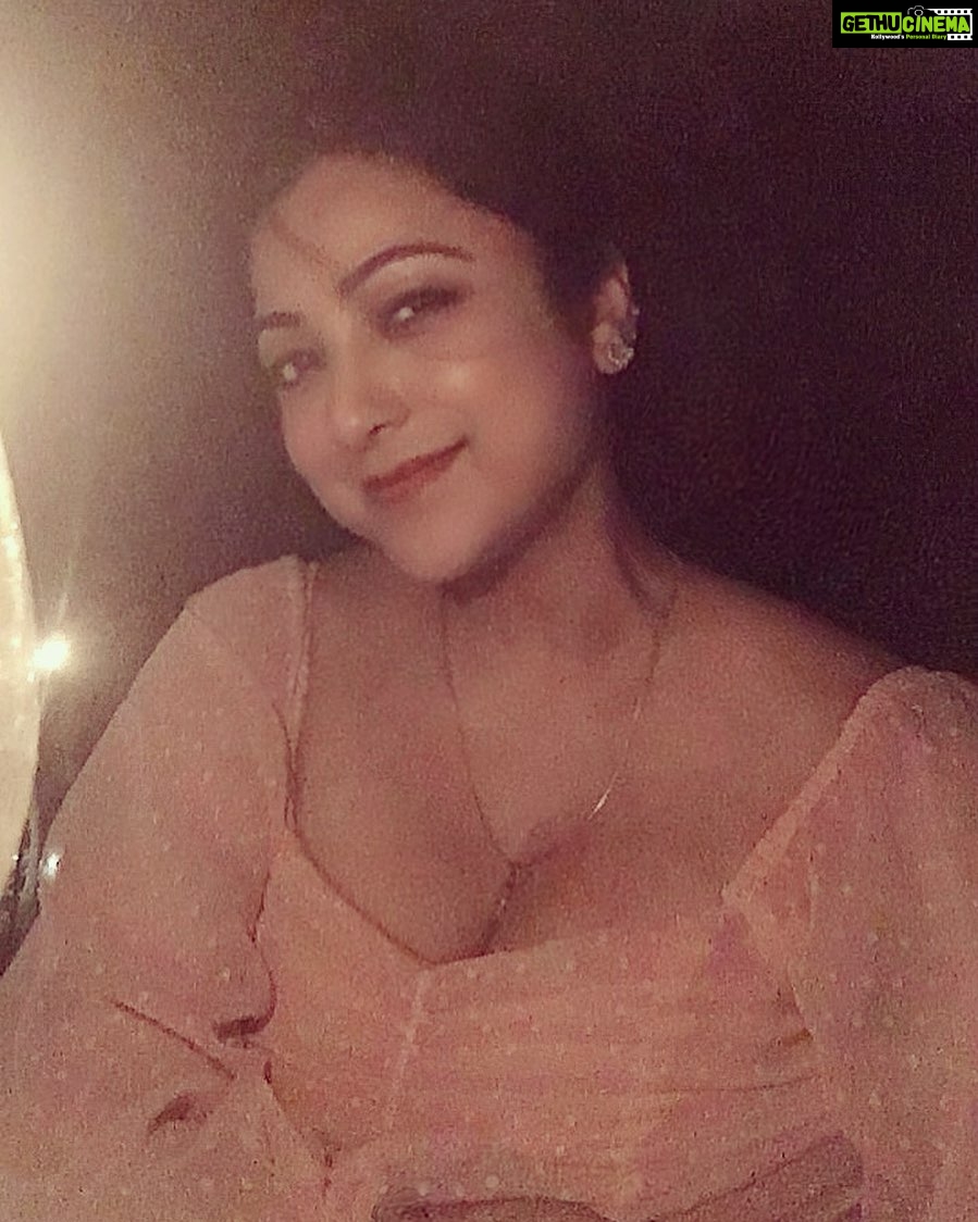 Sweety Chhabra Instagram - Good night dosto ❤️sweet dreams 😇🤗 #vacationmode
