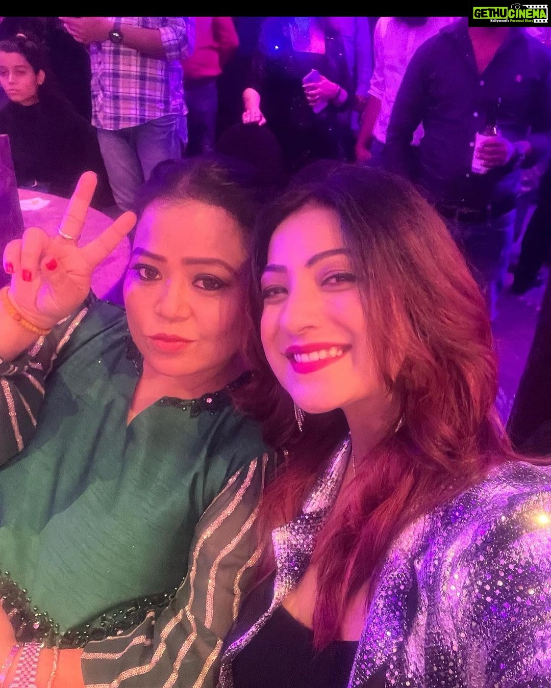 Sweety Chhabra Instagram - Belated happiest birthday my dear friend very talented @bharti.laughterqueen ❤️🤗😘🎂🎂🎂🎂🎂🎂🎂🎂🎂💐💐💐💐💐💐💐💐💐💐💐💐stay blessed alwayz #happybirthday #bhartisingh #party #blessed
