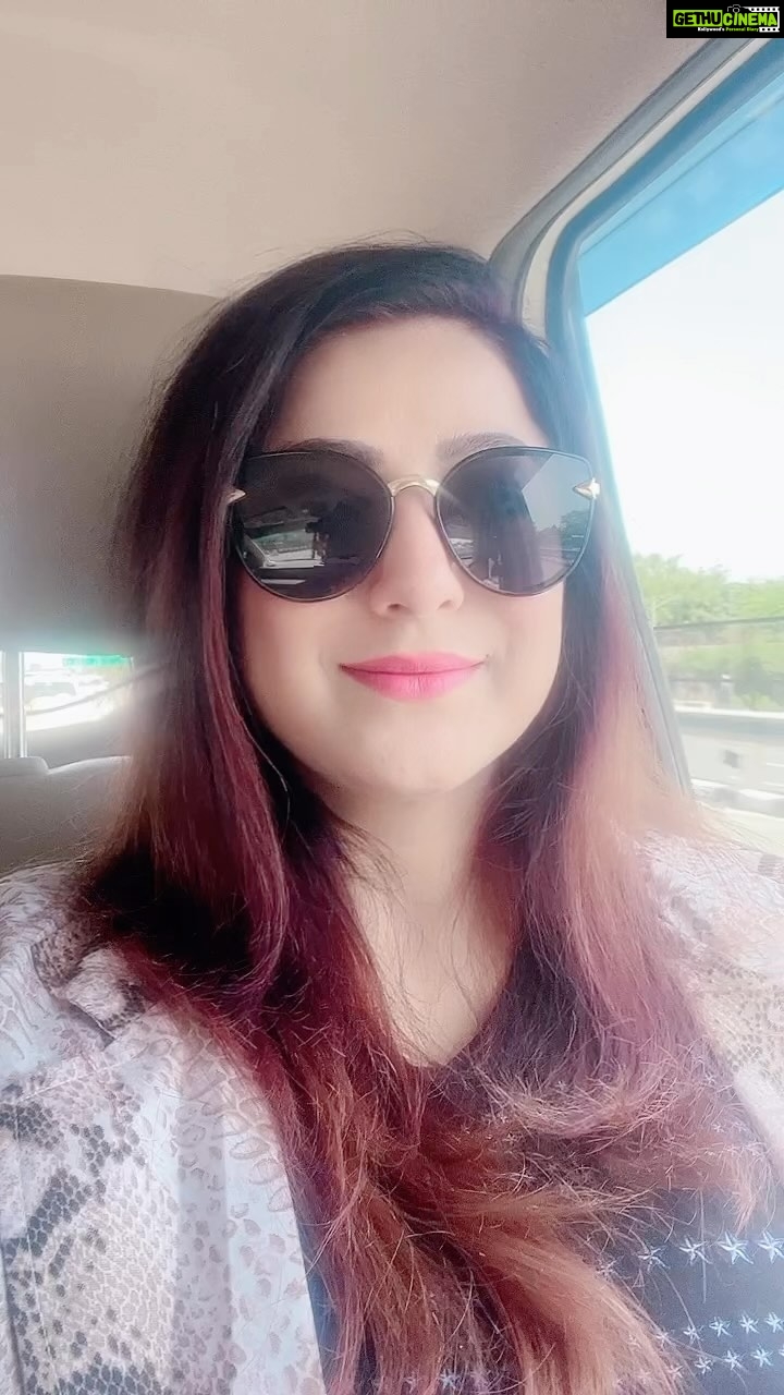 Sweety Chhabra Instagram - #positivevibes #businesswoman #businessmeetings #mindbodysoul #🫰#🧿🧿🧿 #travelling #trendingsongs