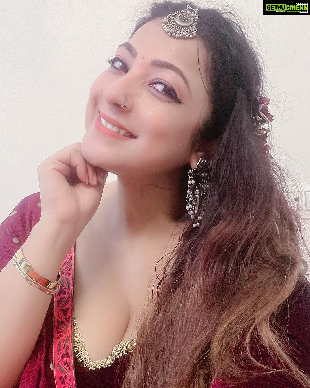 Sweety Chhabra Instagram - Good night dosto 😇❤️