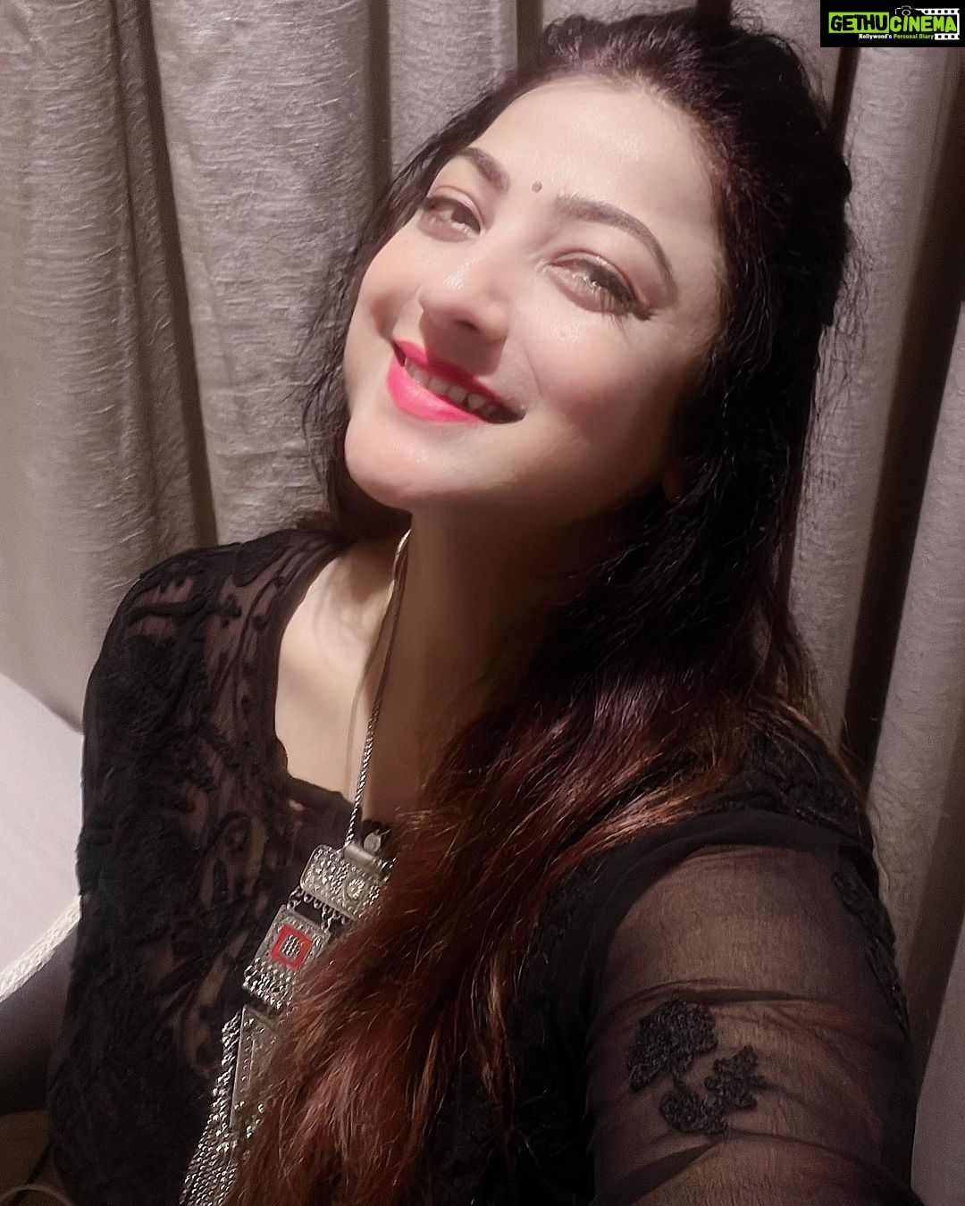 Sweety Chhabra Instagram - किसी के पास ईगो है तो किसी के पास ऐटीट्यूड है हमारे पास एक दिल है वो भी बड़ा क्यूट है😉❤️ Good night mere dosto 😇