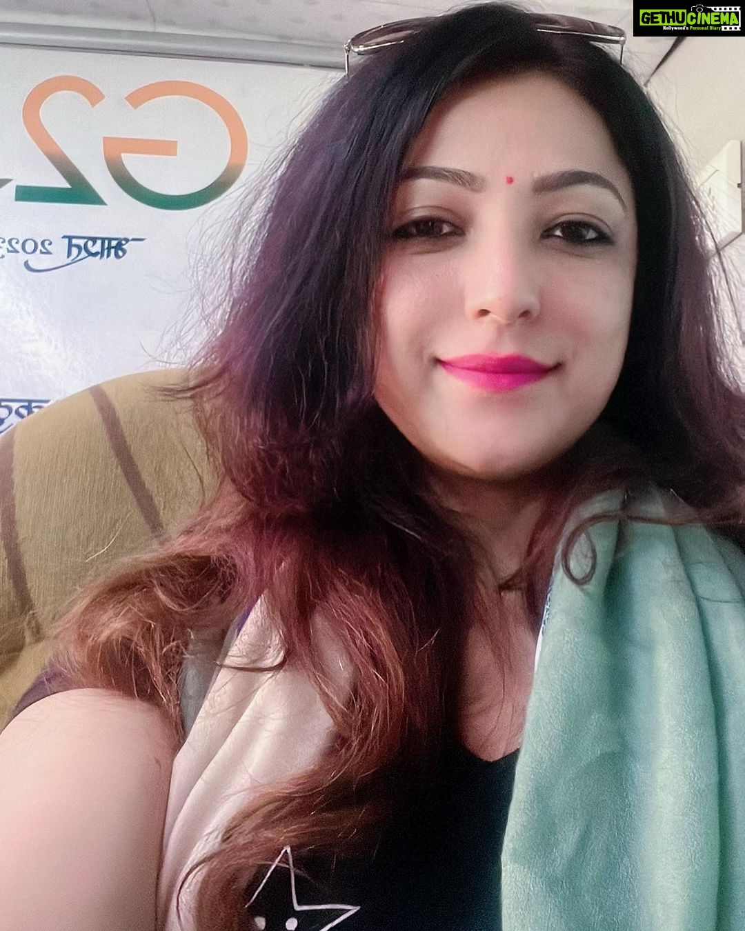 Sweety Chhabra Instagram - Hello dosto Kaise hai aap Sab Train ka safar Bahut saalo baad kiya. #trainphotography #travel #enjoyment #punjab
