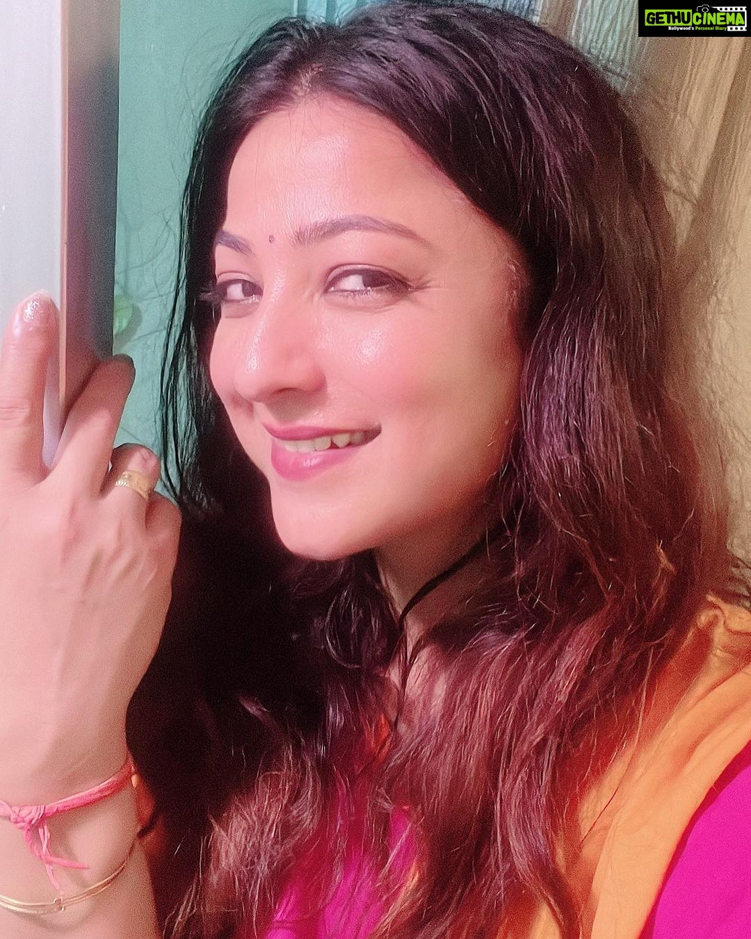 Sweety Chhabra Instagram - #light #energyhealing #infinite #ustadnusratfatehalikhansaab