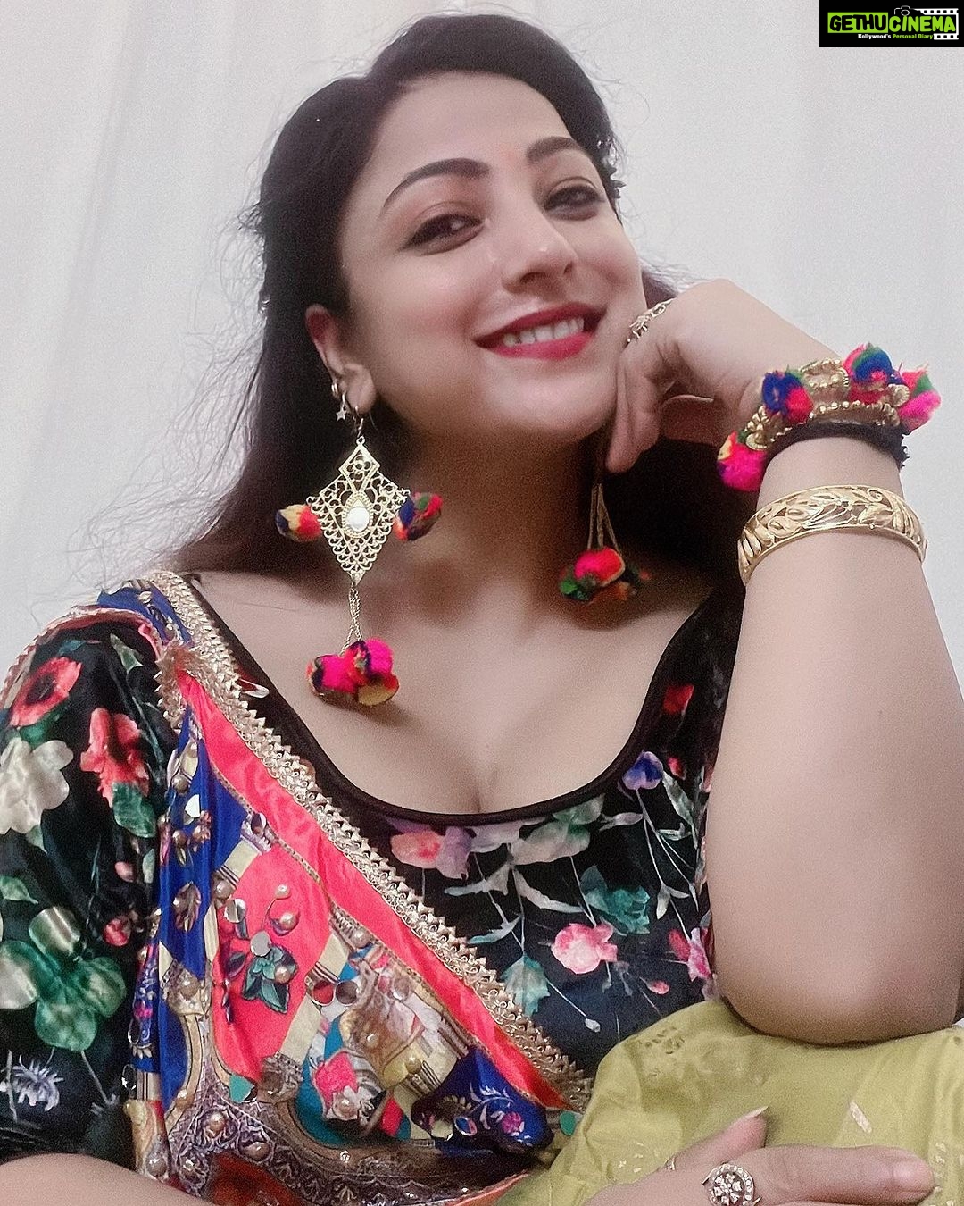 Sweety Chhabra Instagram - Good night dosto 😇