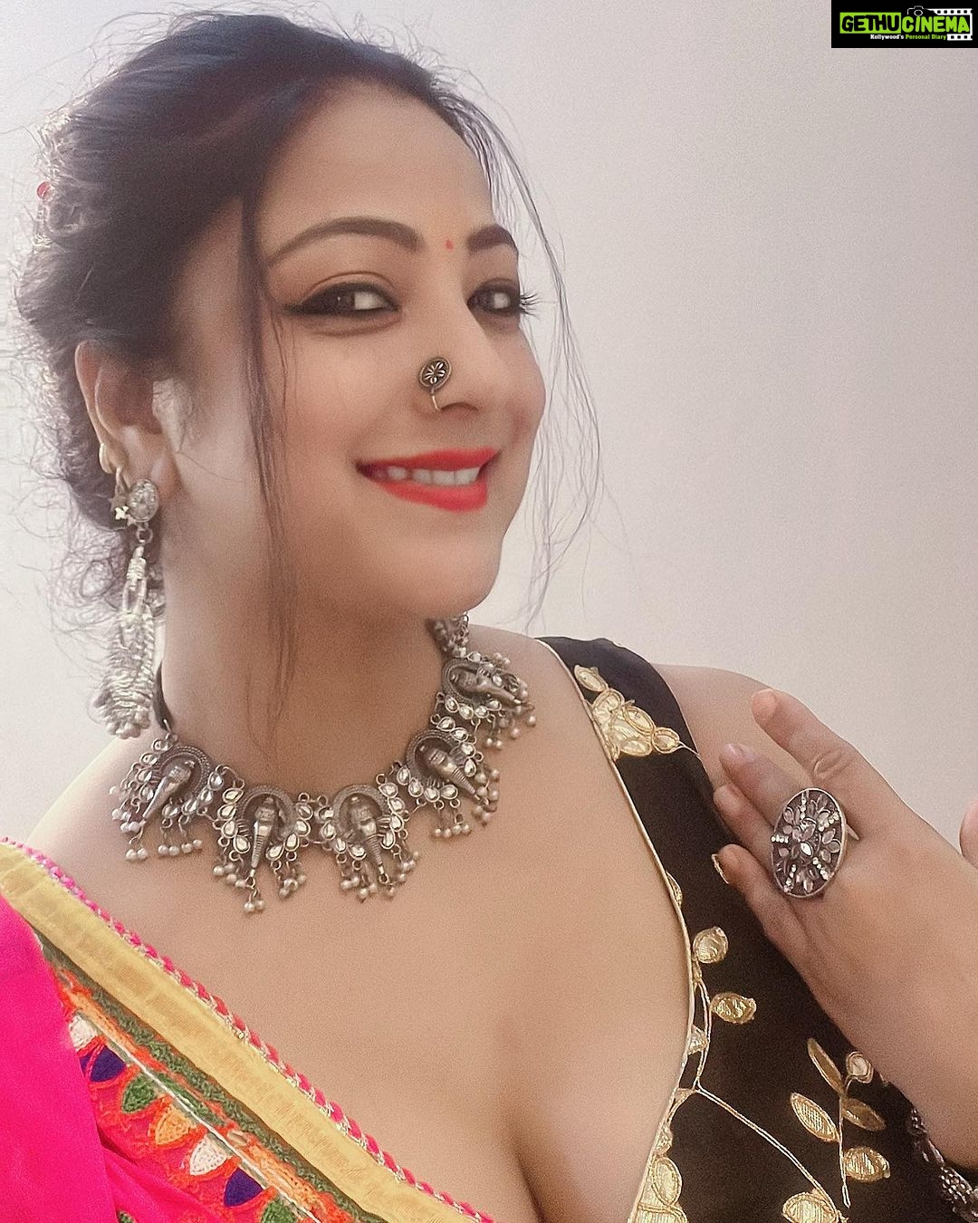 Sweety Chhabra Instagram - Good night dosto ❤️