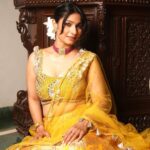 Tanishaa Mukerji Instagram - Shubho Saptami! Wearing this beautiful yellow lengha from @payalsinghal feeling so festive in the many colours of the devi! Stylist - @parikshaat Outfit - @payalsinghal Jewellery - @tyaanijewellery Photography - @wadhwaniyaash