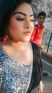 Tanushree Chatterjee Instagram - Tum jan jan kehe meri jaan le gaye 😜
 #trending #walkingreels #instareels #viralreels