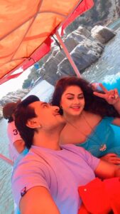 Tanushree Chatterjee Instagram - O god i got scared but still enjoining 
 End me pura boat 🚤 hil raha tha 🥹fir bhi maza araha tha 🫣 
 #instagram #instadaily #instagood #instareels #instalove #fearbutenjoyed #jabalpurnews #jabalpurdiaries #jabalpurnarmada #jabalpurwaterfall  #goodmorning #enjoinglife  #bhojpuri #bhojpuriactress #bhojpuriya_dabangs #bhojpurireels #bhojpuriqueen #bhojpuritannushreesong  #tanushreechatterjee