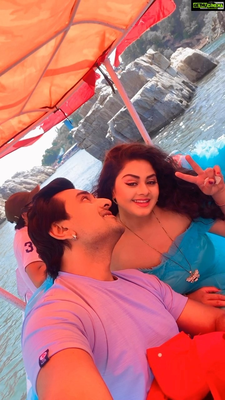 Tanushree Chatterjee - 6.7K Likes - O god i got scared but still enjoining
End me pura boat 🚤 hil raha tha 🥹fir bhi maza araha tha 🫣
#instagram #instadaily #instagood #instareels #instalove #fearbutenjoyed #jabalpurnews #jabalpurdiaries #jabalpurnarmada #jabalpurwaterfall #goodmorning #enjoinglife #bhojpuri #bhojpuriactress #bhojpuriya_dabangs #bhojpurireels #bhojpuriqueen #bhojpuritannushreesong #tanushreechatterjee