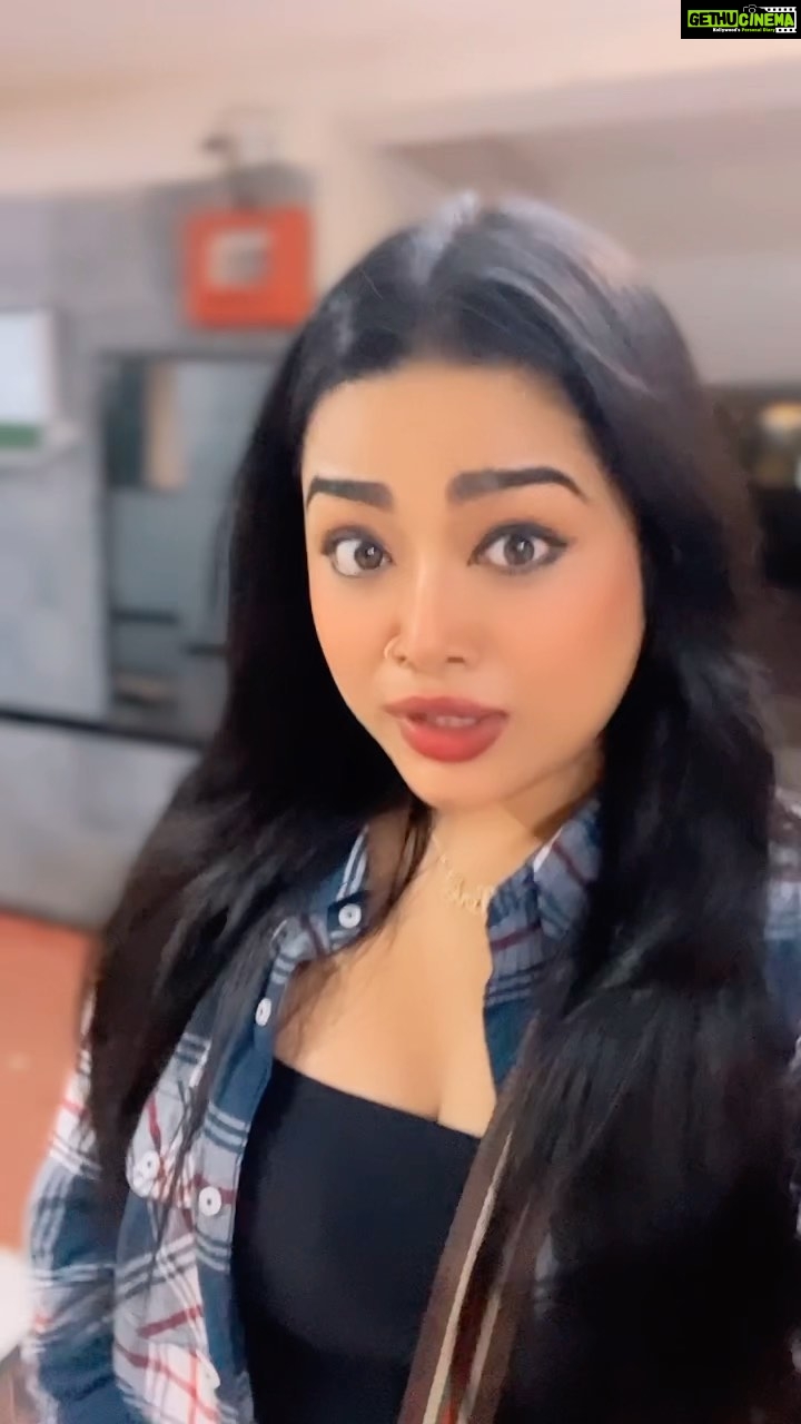 Tanushree Chatterjee Instagram - 😡🥰