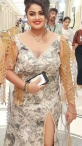 Tanushree Chatterjee Instagram - BHOJPURI FILMFARE FAMINA ICONS AWARD SHOW Awesome night with entire bhojpuri family enjoyed alot with all stars ⭐️ special thanks goes to our organiser @madhuvendrarai thanku so much sir ,ap hi kar sakte he ye magic 🎉🎉🎉