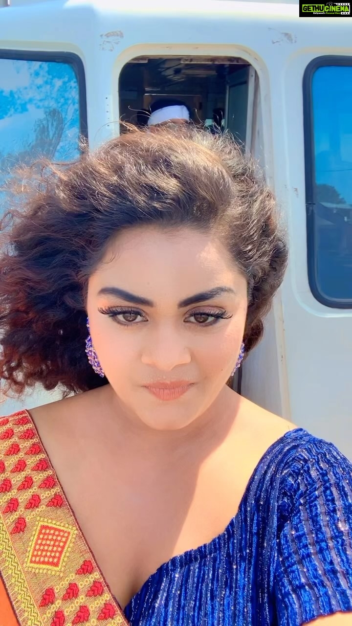 Tanushree Chatterjee - 4.1K Likes - Good morning india happy sunday 🥰🥰🥰
#insta #instagram #happysunday