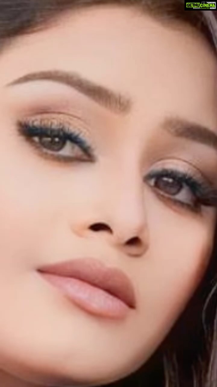 Tanushree Chatterjee - 1.9K Likes - Good morning everyone
# instagood