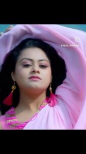 Tanushree Chatterjee Instagram - 🩷Gulabi gulabi🩷 @yours_tanushree 

#gulabi #pink #pinkhair #pinkpinkpink #instagood #instadaily #instagram #insta #instafood #instalook #tanushreechatterjee #viralpost #viral #viralvideos #viralvideo #viralindia #trending #trendingreels #trendingsongs #trendingvideo