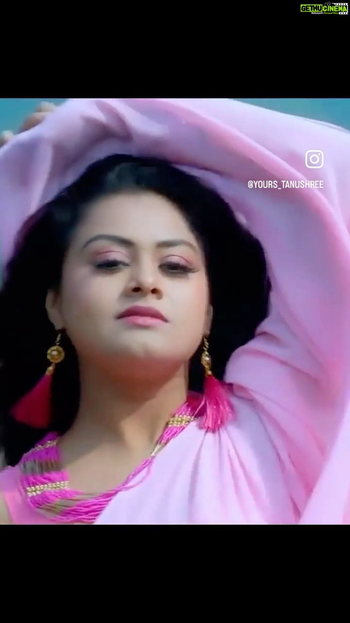 Tanushree Chatterjee - 2.5K Likes - 🩷Gulabi gulabi🩷 @yours_tanushree
#gulabi #pink #pinkhair #pinkpinkpink #instagood #instadaily #instagram #insta #instafood #instalook #tanushreechatterjee #viralpost #viral #viralvideos #viralvideo #viralindia #trending #trendingreels #trendingsongs #trendingvideo
